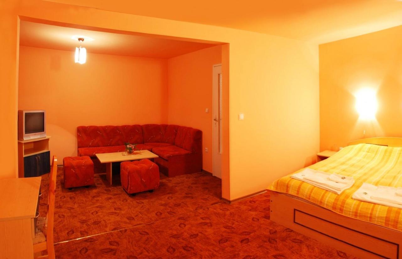 Tourist Center Momina Krepost Hotel Veliko Tarnovo Ngoại thất bức ảnh